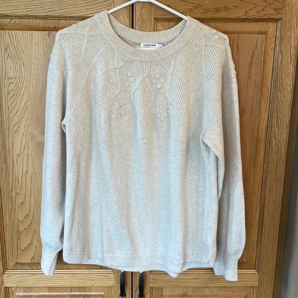 Reitmans Sweaters - Reitmans Signature Cream Sweater